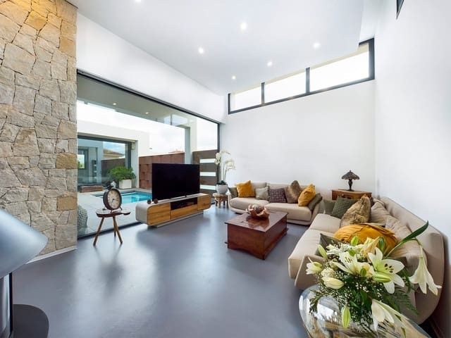 3 bedroom Villa for sale in Las Lomas de Rame - Bahía Bella, Los Alcázares with pool - € 799,500 (Ref: 8318745)