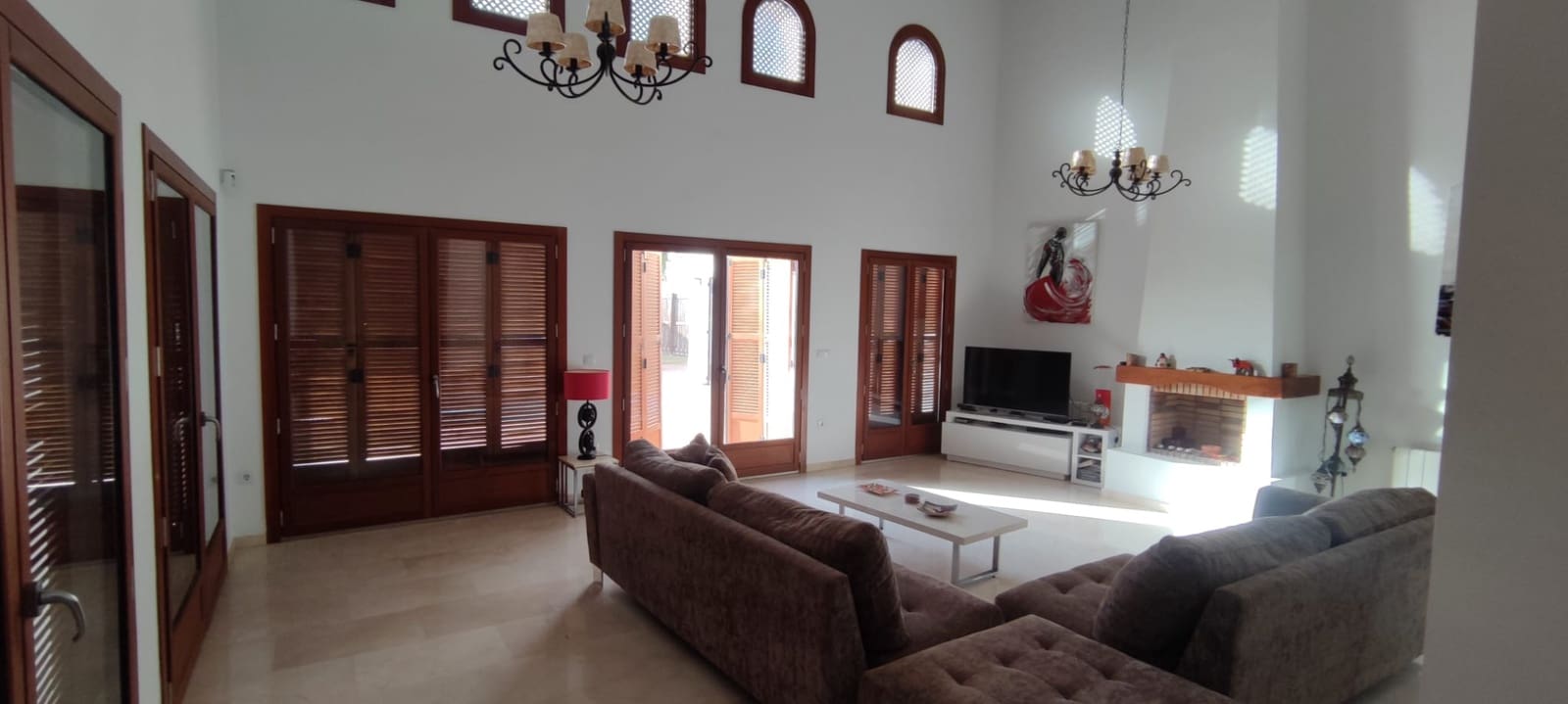 5 sypialnia Willa na sprzedaż w Banos y Mendigo z basenem garażem - 580 000 € (Ref: 8318748)