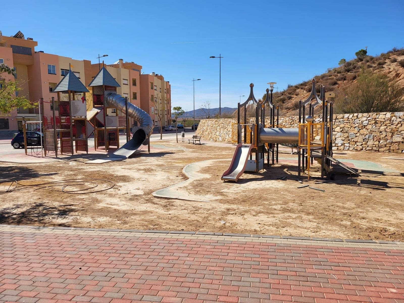 2 soveværelse Lejlighed til salg i Gea y Truyols med swimmingpool - € 84.995 (Ref: 8765090)