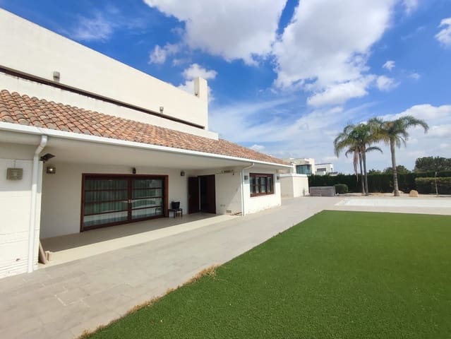 Chalet de 4 habitaciones en La Peraleja Golf Resort, Murcia ciudad en venta - 995.000 € (Ref: 9029930)