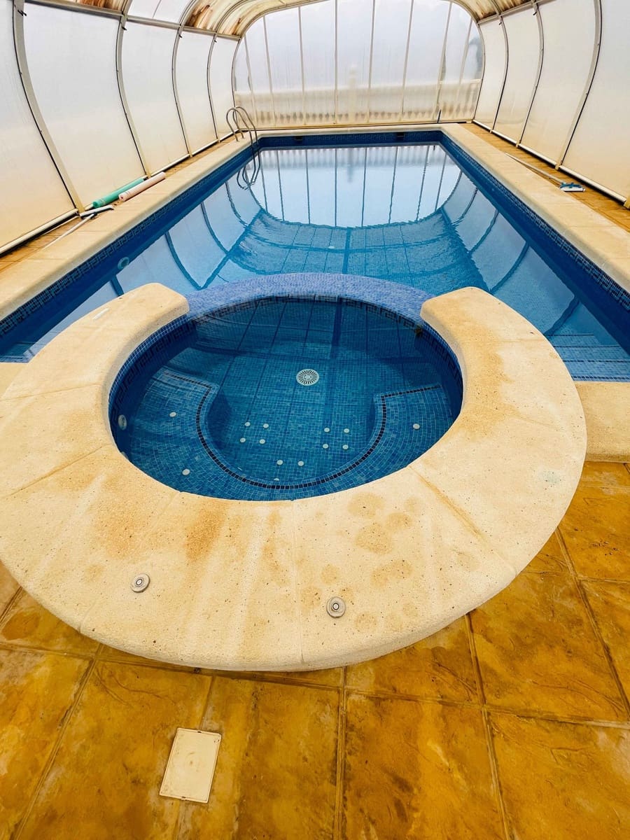 5 soveværelse Finca/Landehus til salg i Elche / Elx med swimmingpool - € 590.000 (Ref: 9029933)