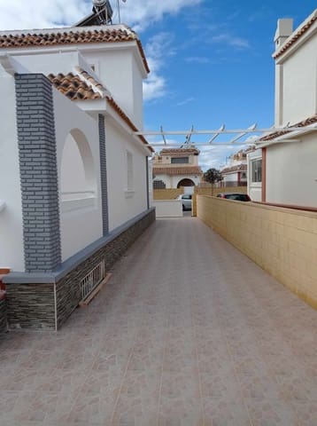 3 slaapkamer Halfvrijstaande villa te koop in Balsicas, Torre-Pacheco - € 167.500 (Ref: 9050718)