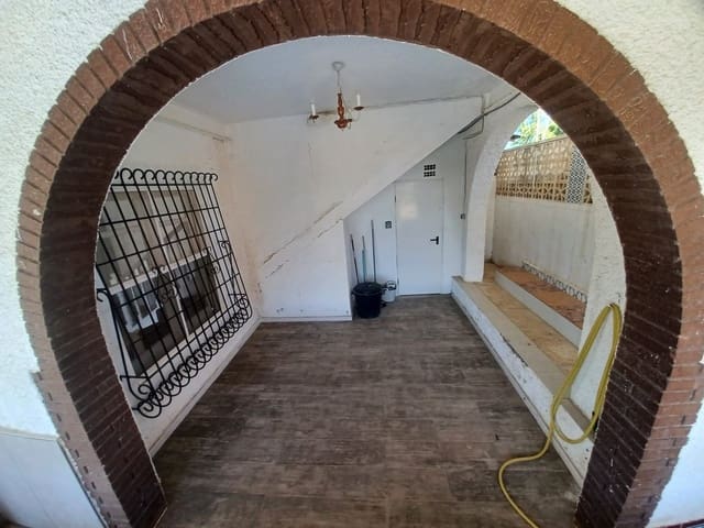 4 soveværelse Villa til salg i Cañada de San Pedro, Murcia by - € 250.000 (Ref: 9325948)