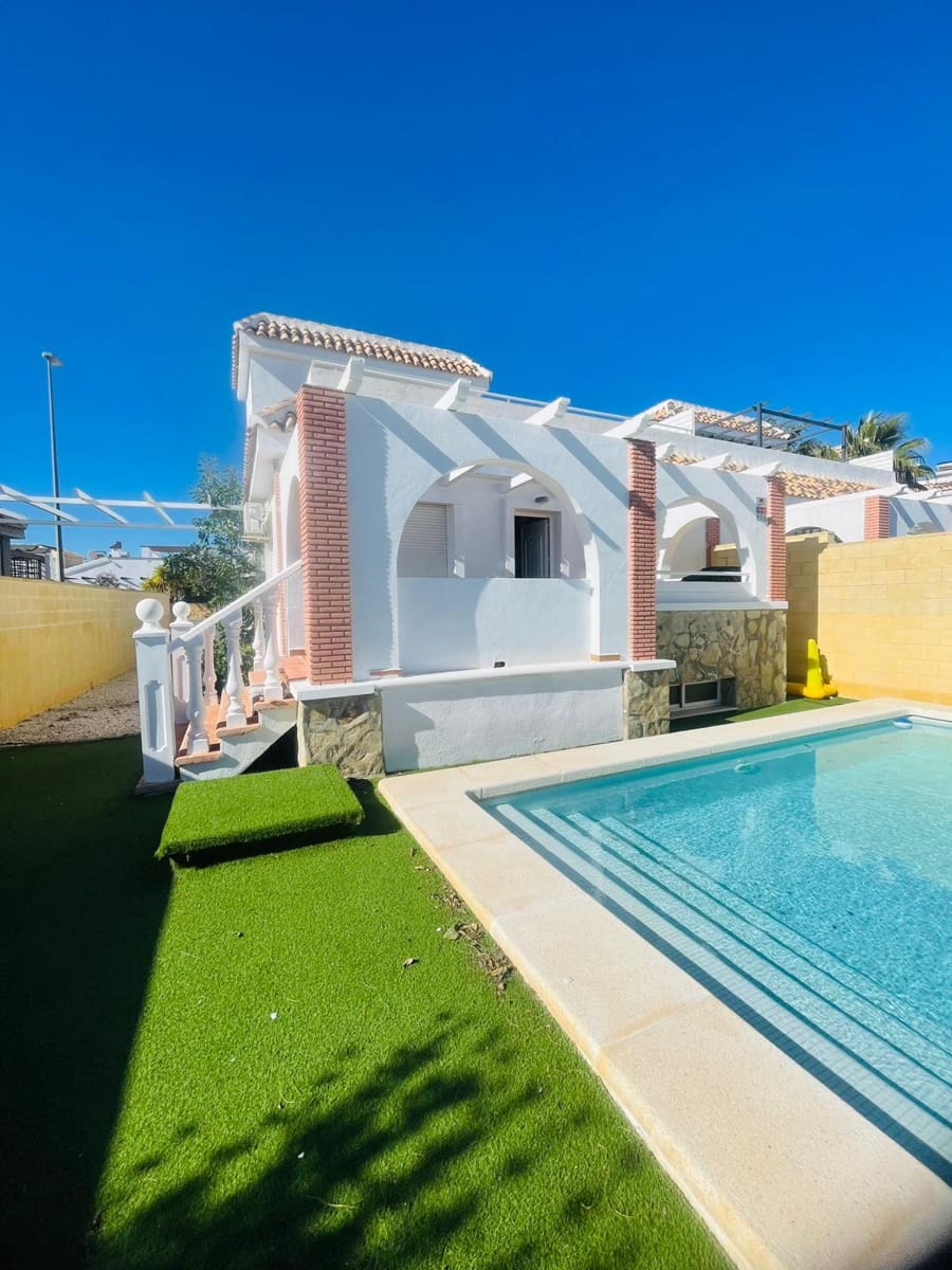 3 bedroom Semi-detached Villa for sale in Balsicas with pool - € 224,950 (Ref: 9656650)