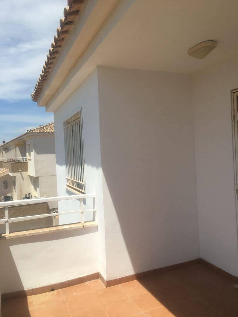 3 sypialnia Apartament na sprzedaż w San Cayetano z basenem - 149 950 € (Ref: 9675119)