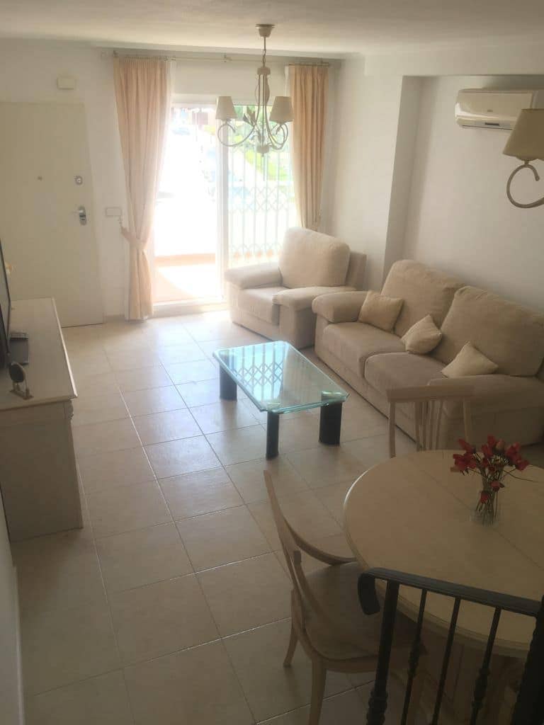 3 sypialnia Apartament na sprzedaż w San Cayetano z basenem - 149 950 € (Ref: 9675119)