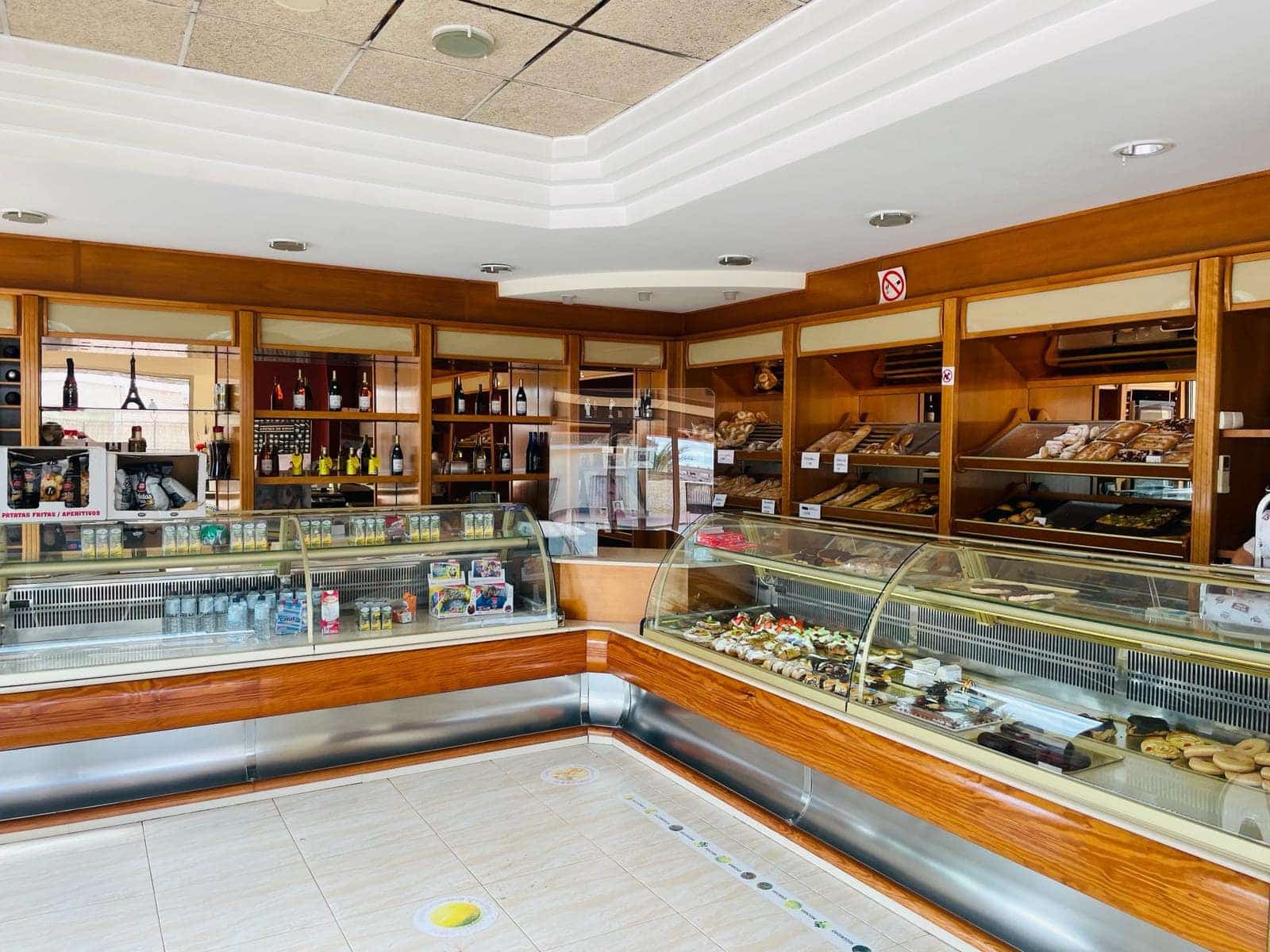 3 sypialnia Apartament na sprzedaż w San Cayetano z basenem - 149 950 € (Ref: 9675119)