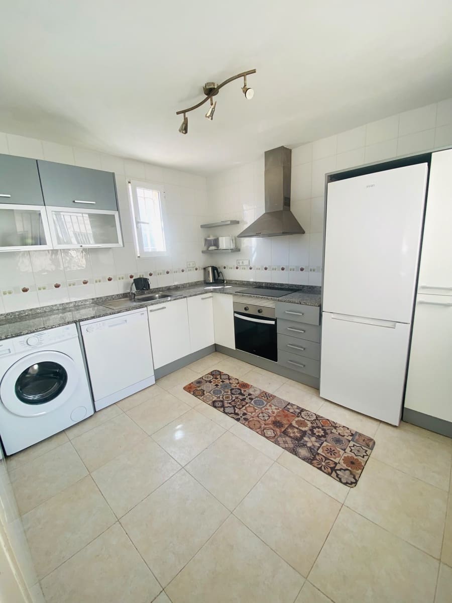 3 soverom Leilighet til salgs i San Cayetano med svømmebasseng - € 149 950 (Ref: 9675119)