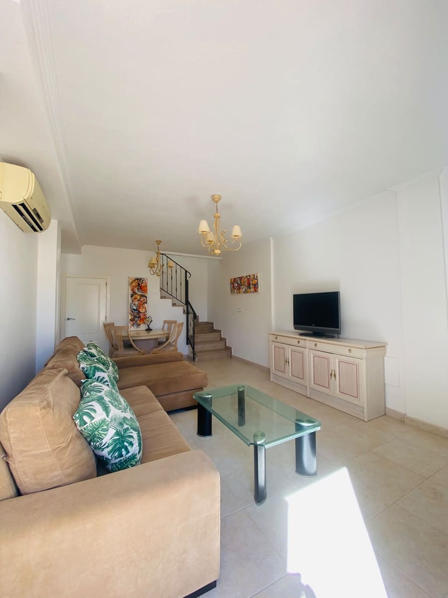 3 soverom Leilighet til salgs i San Cayetano med svømmebasseng - € 149 950 (Ref: 9675119)