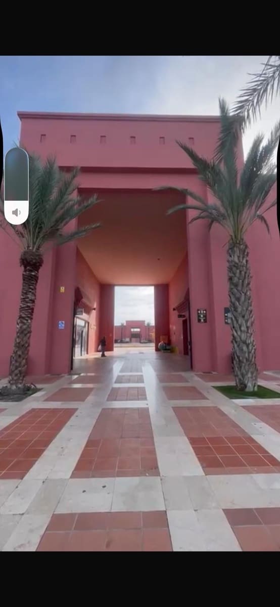 Apartamento de 2 habitaciones en Condado de Alhama en venta con piscina - 129.500 € (Ref: 9875663)