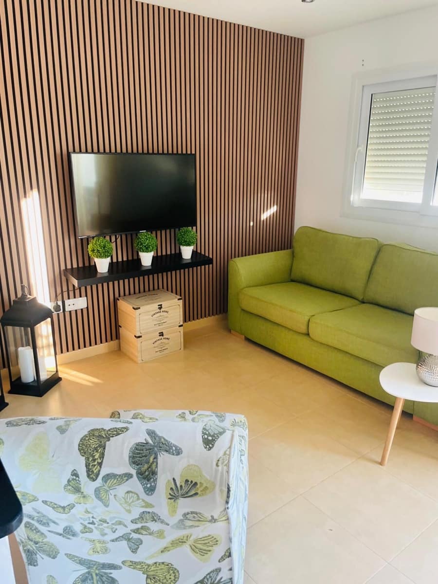 Apartamento de 2 habitaciones en Condado de Alhama en venta con piscina - 129.500 € (Ref: 9875663)