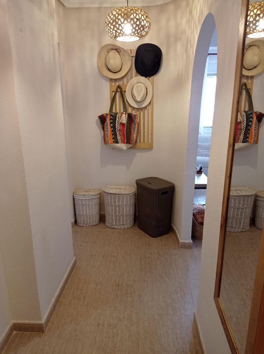 2 bedroom Villa for sale in Murcia city with pool - € 140,000 (Ref: 9922844)
