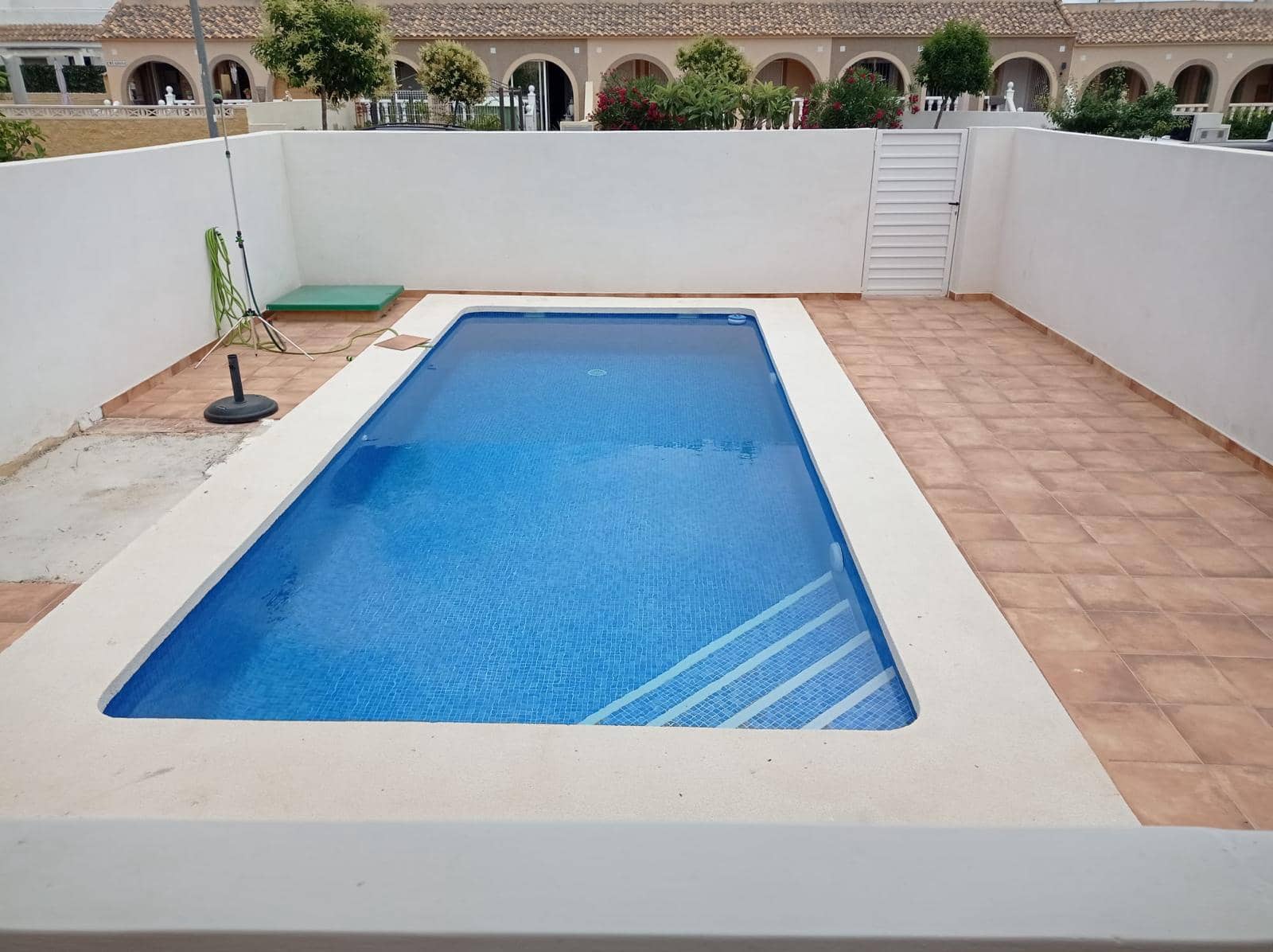 2 bedroom Villa for sale in Murcia city with pool - € 140,000 (Ref: 9922844)