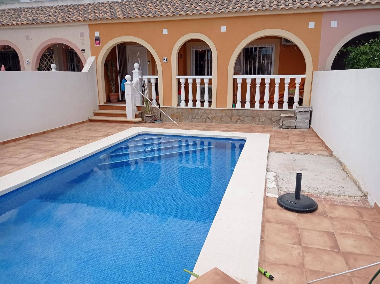 2 bedroom Villa for sale in Murcia city with pool - € 140,000 (Ref: 9922844)