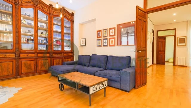 Piso de 3 habitaciones en Alicante / Alacant ciudad en venta - 850.000 € (Ref: 9611844)