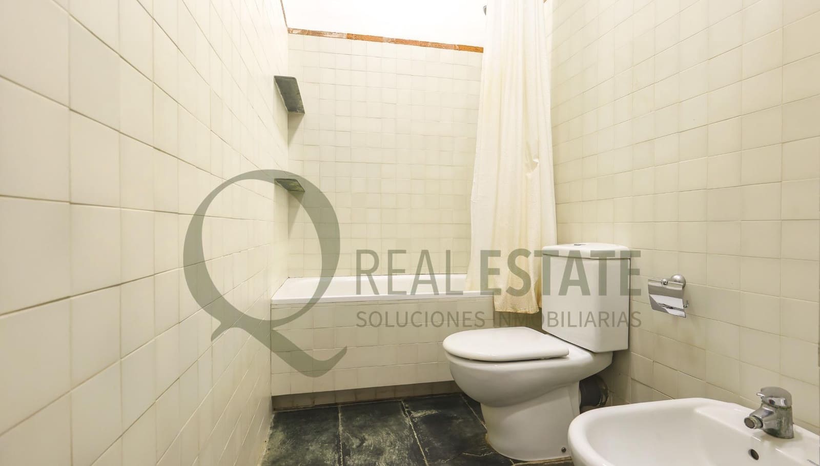 Piso de 3 habitaciones en Alicante / Alacant ciudad en venta - 850.000 € (Ref: 9611844)