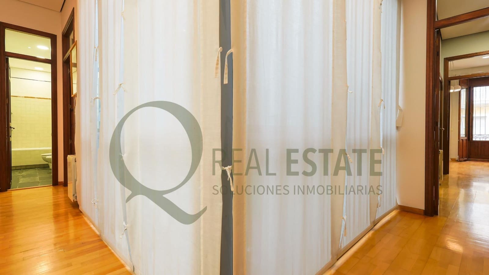 Piso de 3 habitaciones en Alicante / Alacant ciudad en venta - 850.000 € (Ref: 9611844)