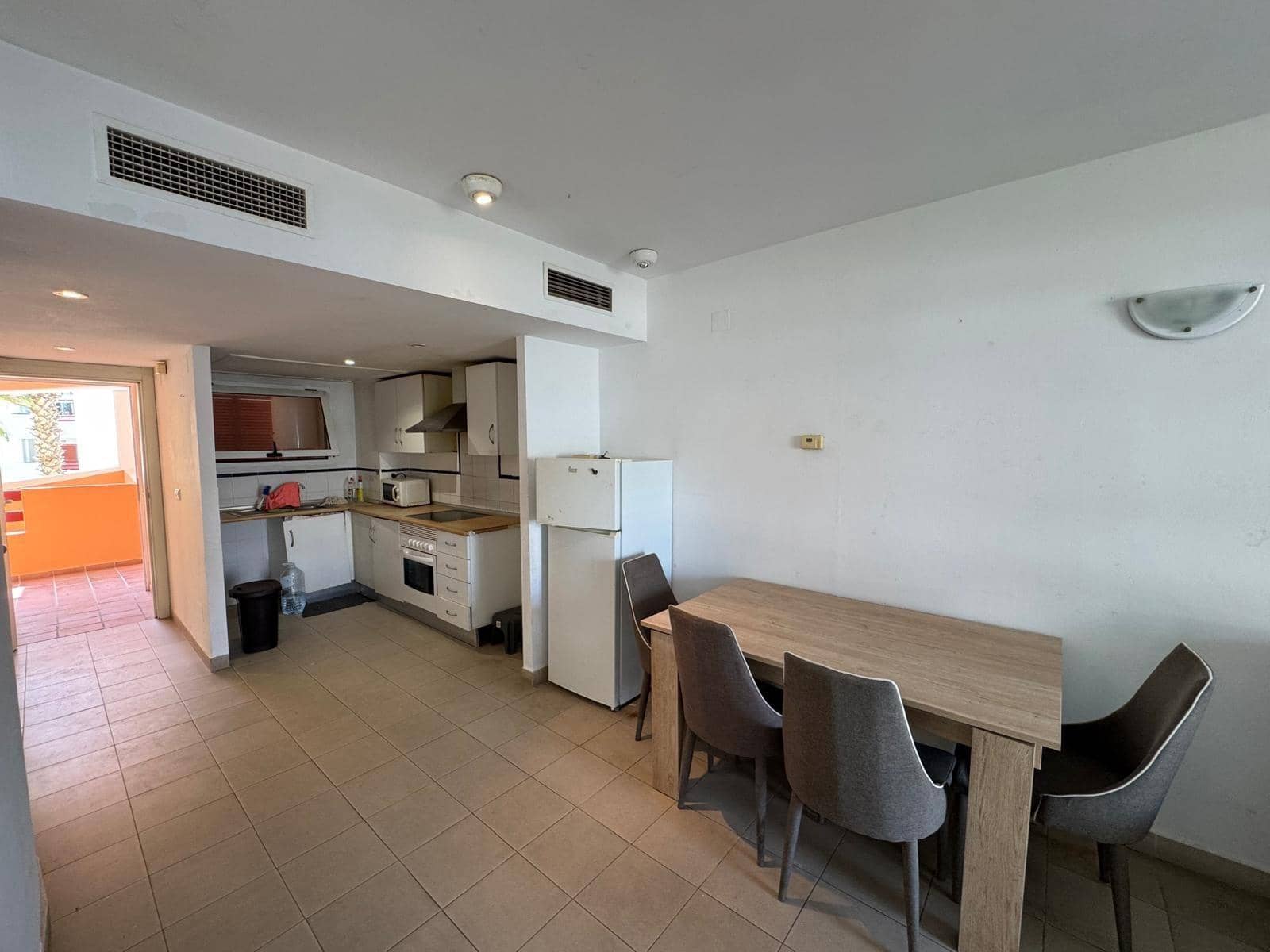 2 soveværelse Lejlighed til salg i Orihuela Costa med swimmingpool garage - € 165.000 (Ref: 9611846)