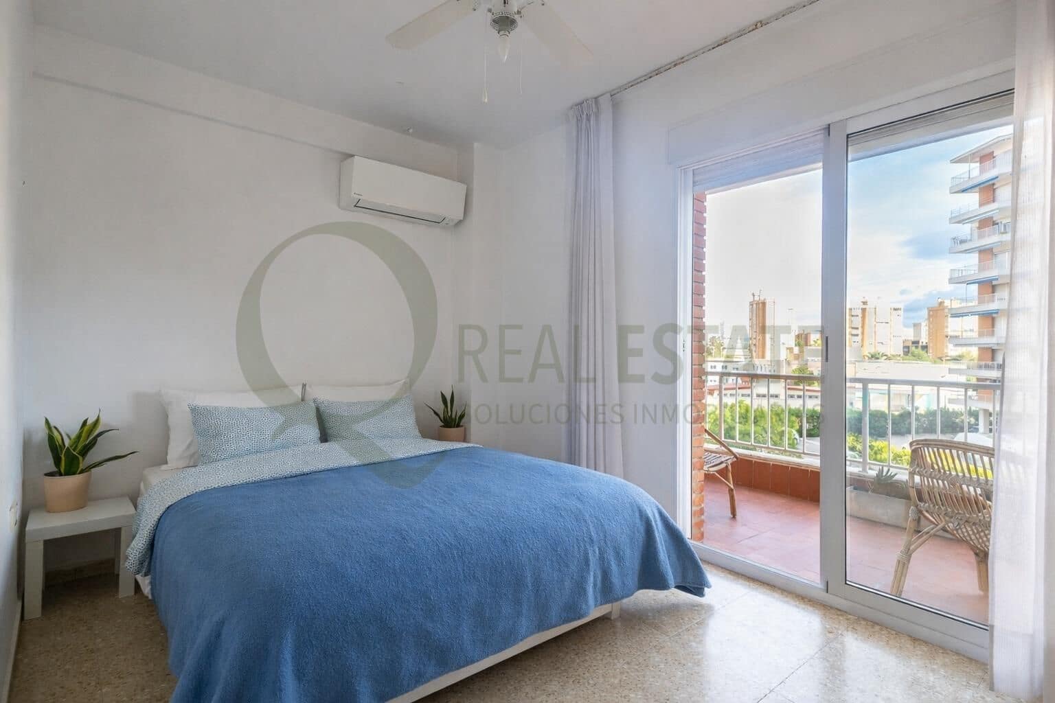 3 bedroom Flat for sale in Playa de San Juan with pool garage - € 355,000 (Ref: 9611851)