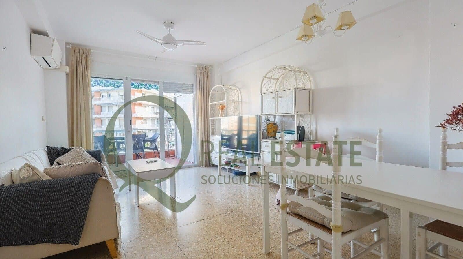 3 bedroom Flat for sale in Playa de San Juan with pool garage - € 355,000 (Ref: 9611851)