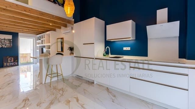 1 quarto Penthouse para venda em Mercado, Alicante cidade - 290 000 € (Ref: 9611852)