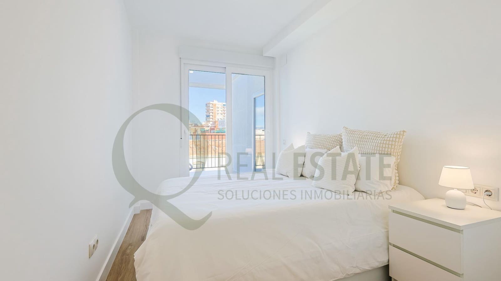 1 quarto Apartamento para venda em Alicante cidade - 238 000 € (Ref: 9611856)