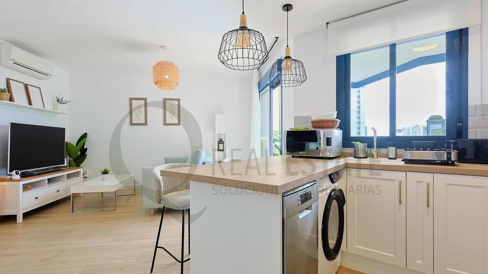 1 chambre Appartement à vendre à Alicante ville avec piscine garage - 360 000 € (Ref: 9611861)