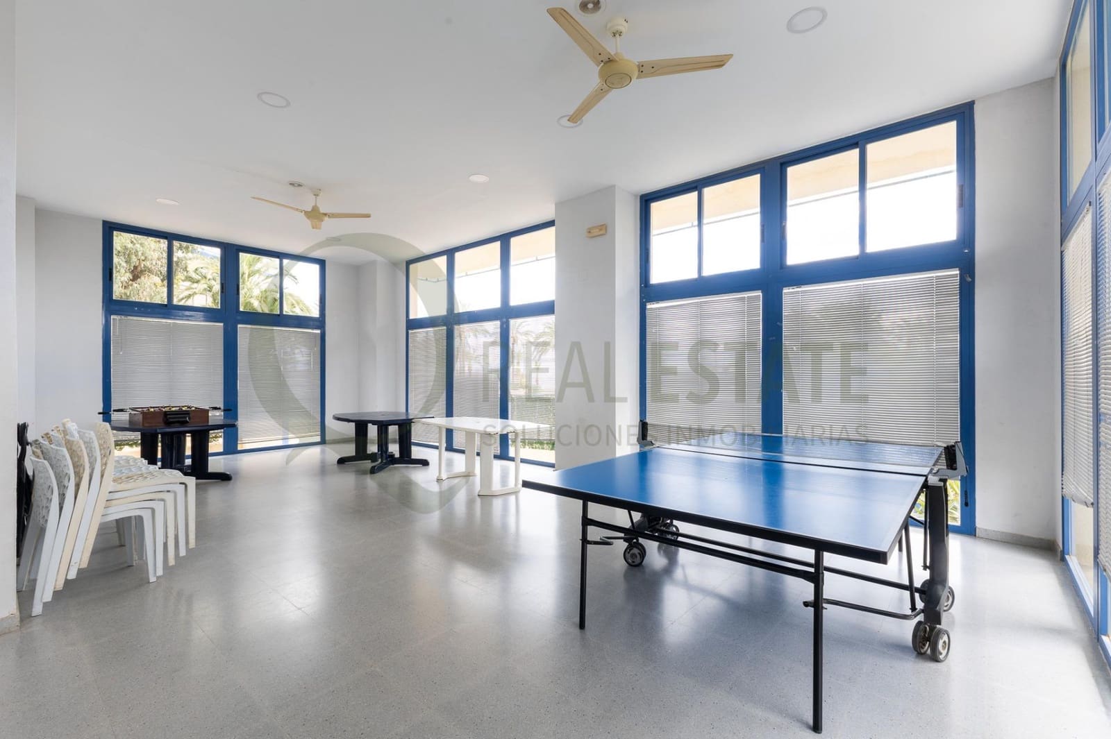 1 chambre Appartement à vendre à Alicante ville avec piscine garage - 360 000 € (Ref: 9611861)