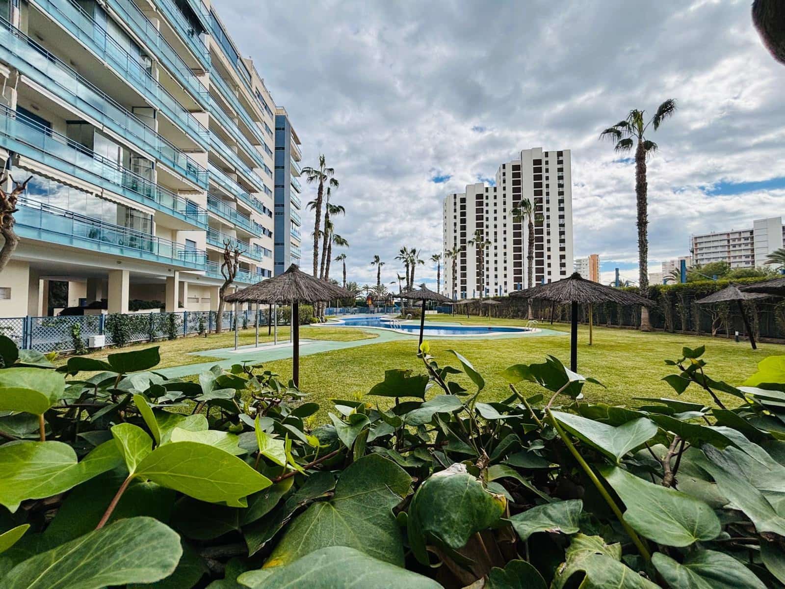 1 chambre Appartement à vendre à Alicante ville avec piscine garage - 360 000 € (Ref: 9611861)