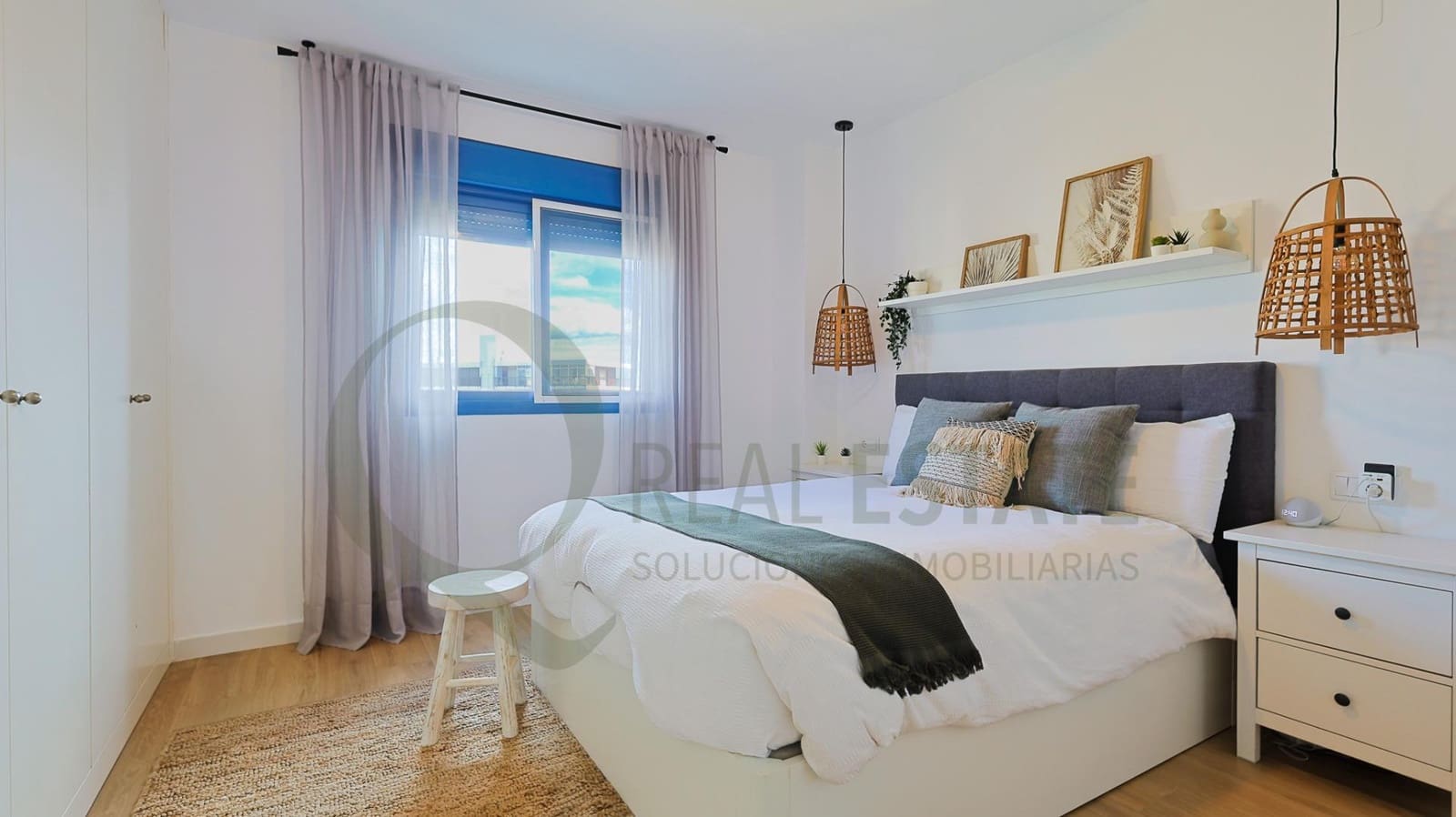 1 chambre Appartement à vendre à Alicante ville avec piscine garage - 360 000 € (Ref: 9611861)