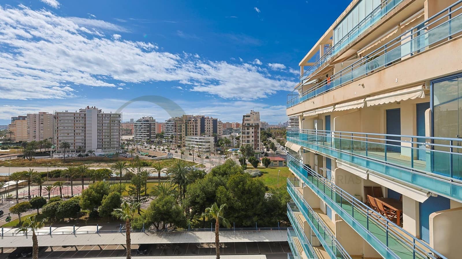 1 chambre Appartement à vendre à Alicante ville avec piscine garage - 360 000 € (Ref: 9611861)