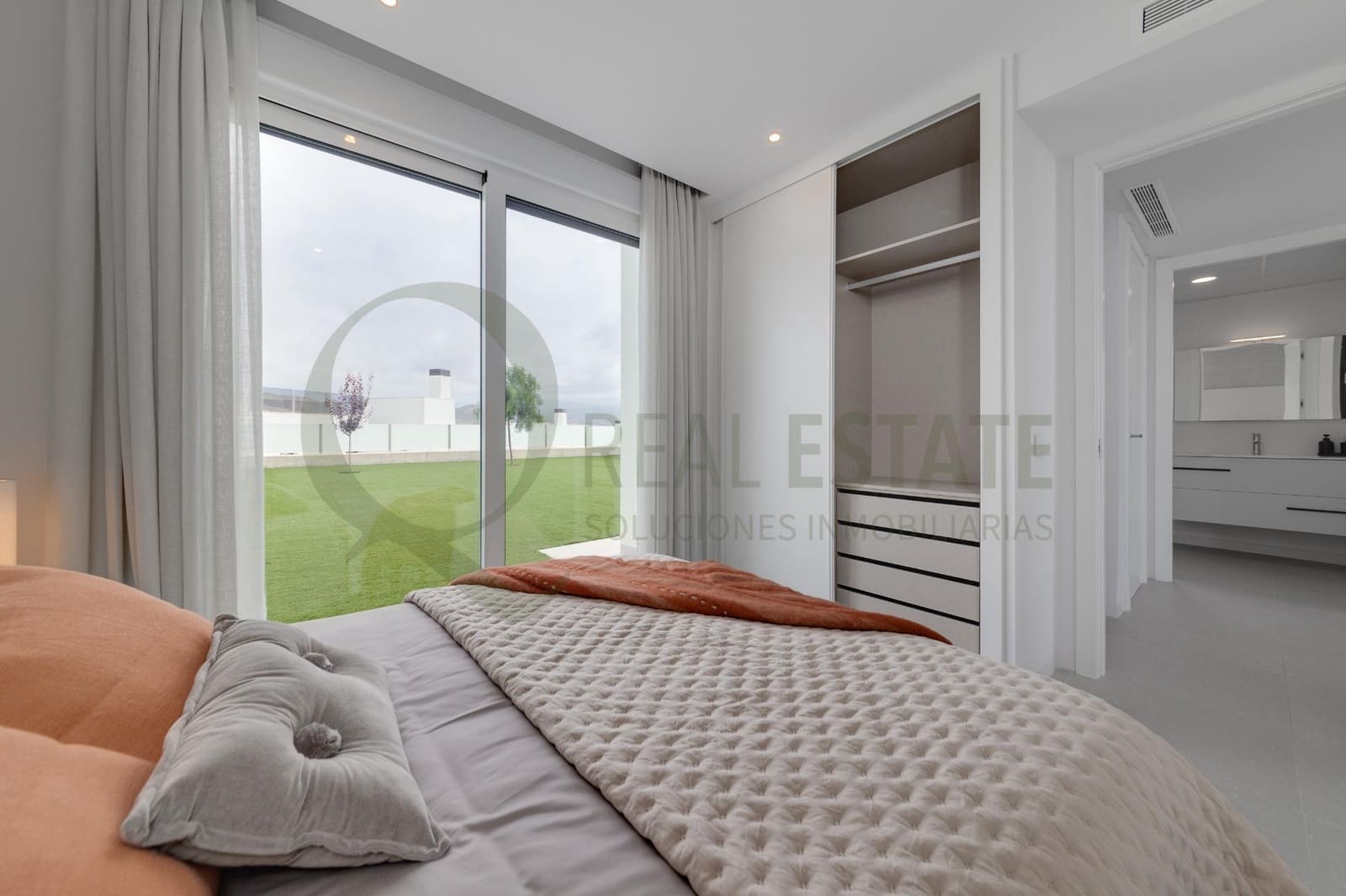 3 bedroom Villa for sale in Muchamiel / Mutxamel with pool garage - € 450,000 (Ref: 9611862)