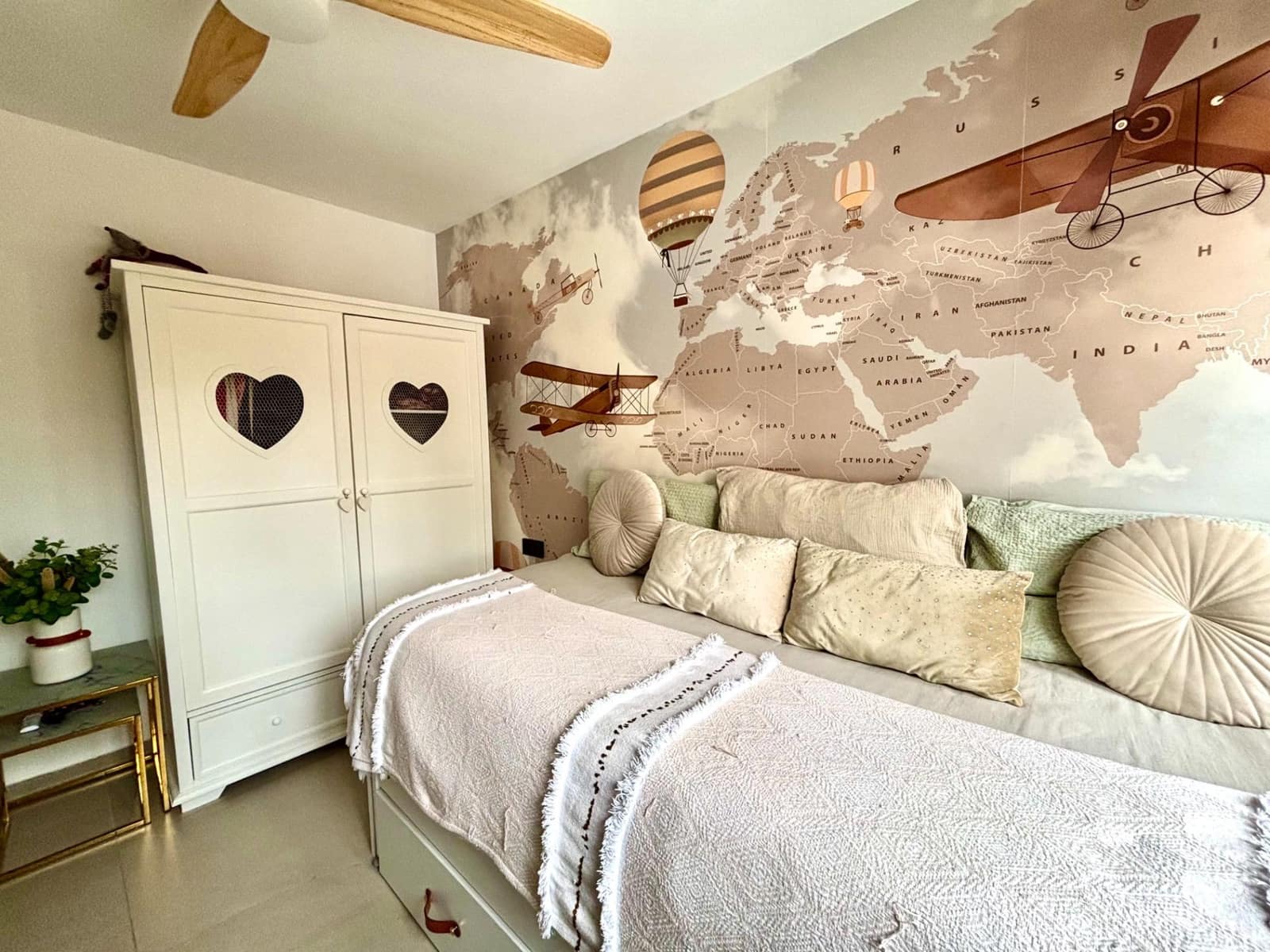 4 bedroom Villa for sale in Playa de Muchavista with pool - € 550,000 (Ref: 9615490)