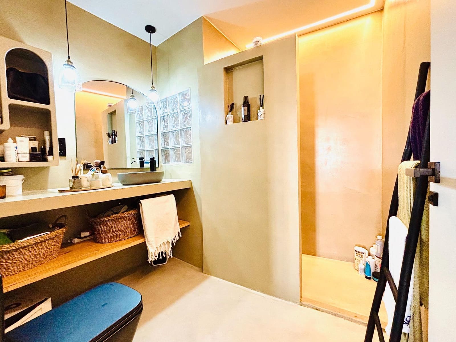 4 bedroom Villa for sale in Playa de Muchavista with pool - € 550,000 (Ref: 9615490)