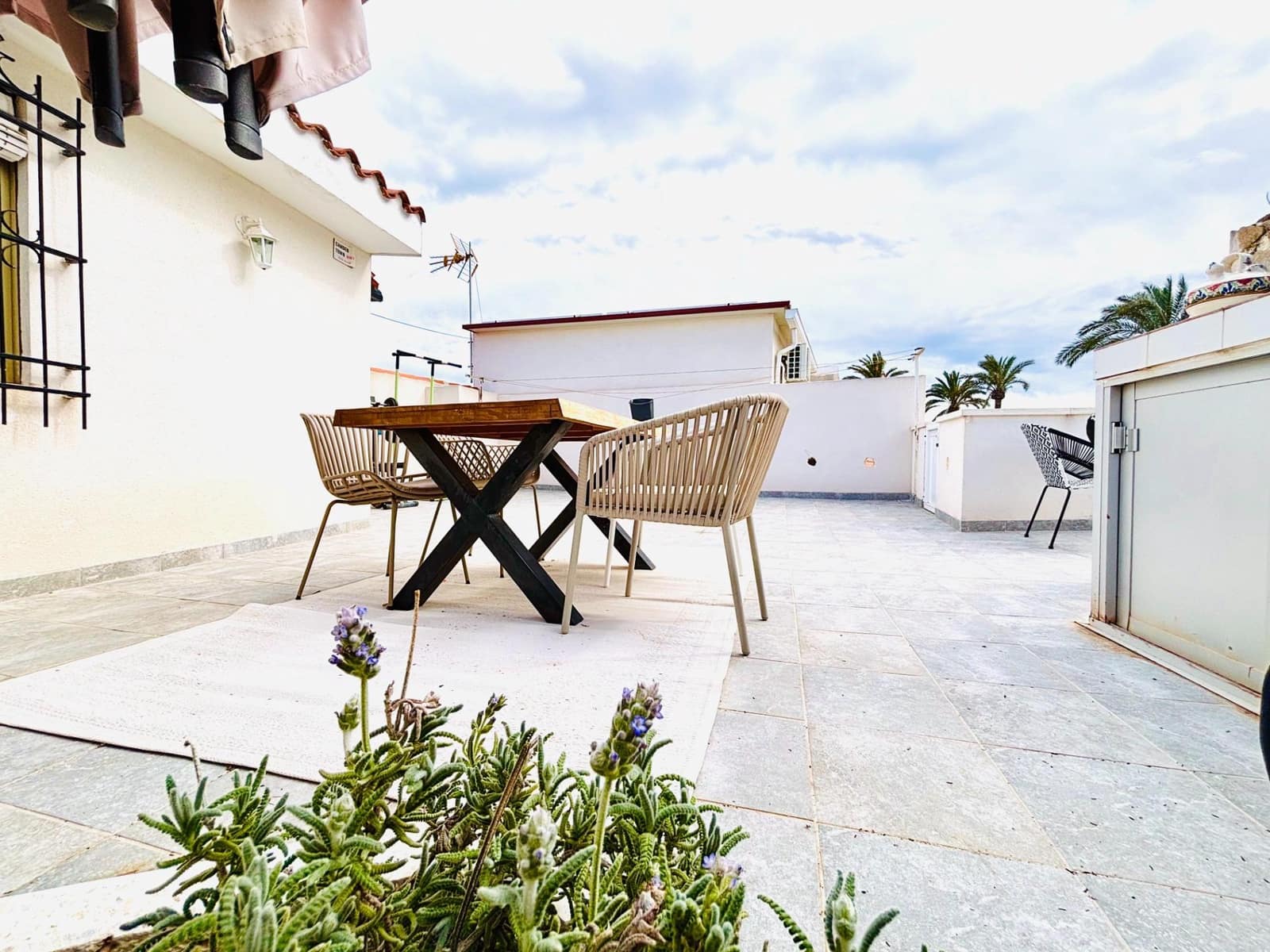 4 bedroom Villa for sale in Playa de Muchavista with pool - € 550,000 (Ref: 9615490)