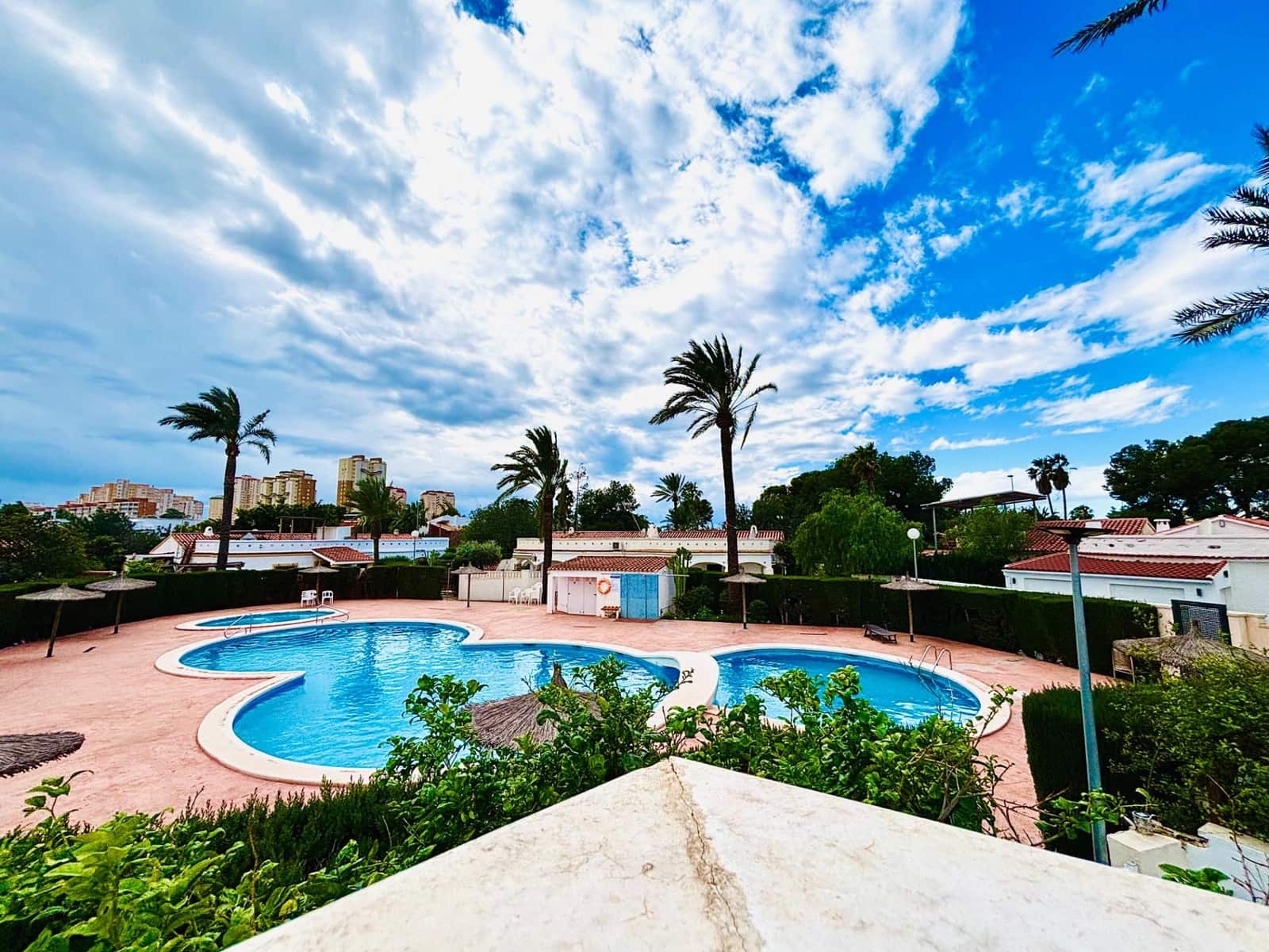 4 bedroom Villa for sale in Playa de Muchavista with pool - € 550,000 (Ref: 9615490)