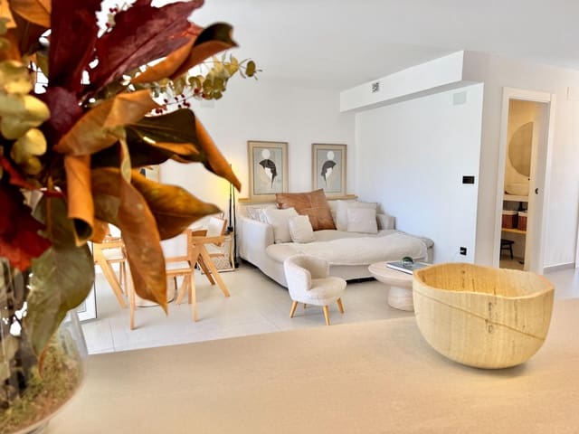 4 soveværelse Rækkehus til salg i Playa de Muchavista, El Campello med swimmingpool - € 550.000 (Ref: 9615490)