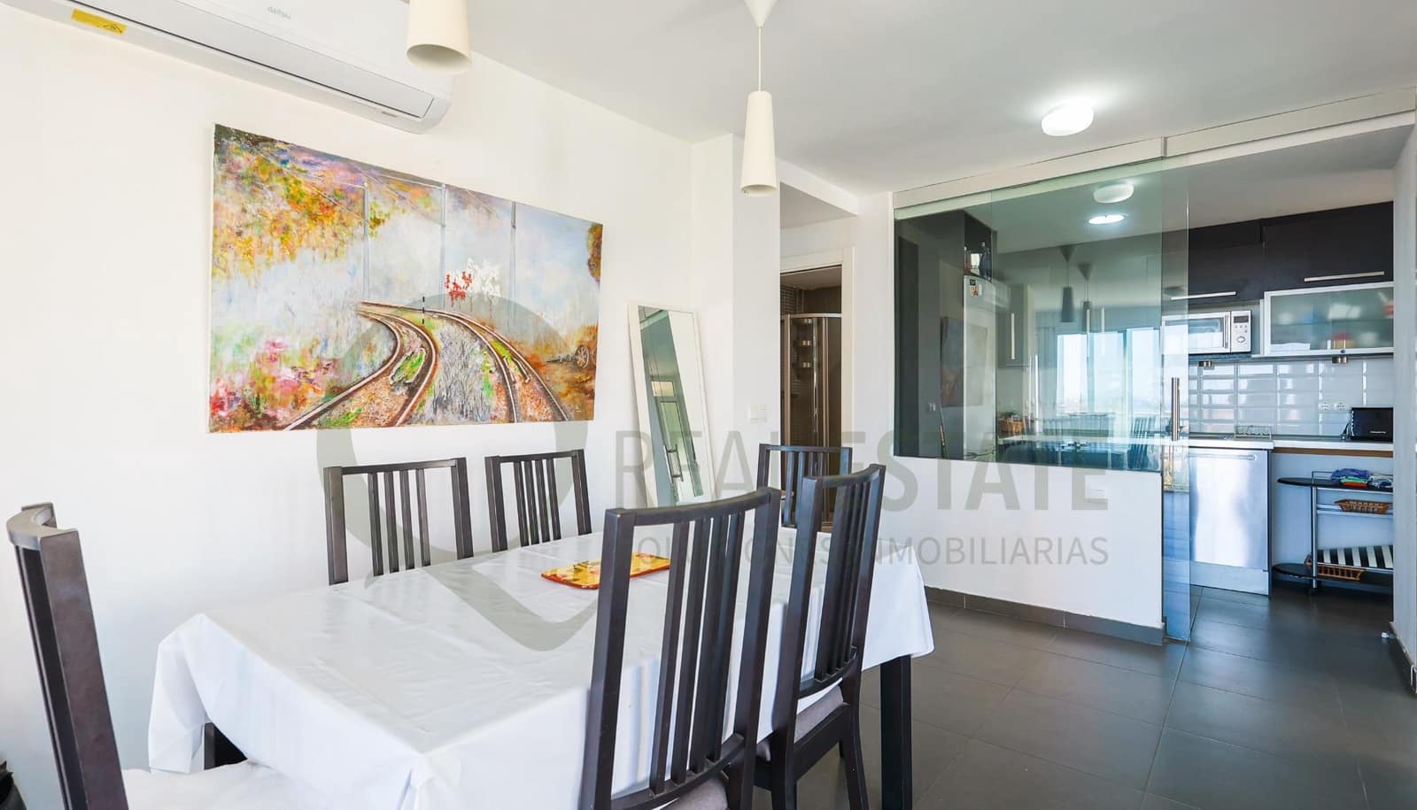 2 soveværelse Lejlighed til salg i Playa de San Juan med garage - € 350.000 (Ref: 9615491)