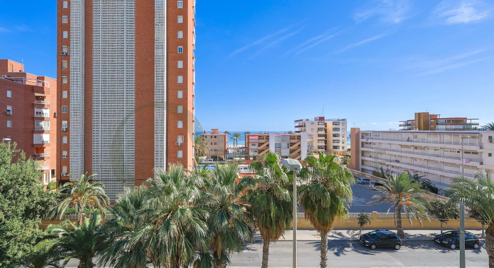 2 soveværelse Lejlighed til salg i Playa de San Juan med garage - € 350.000 (Ref: 9615491)