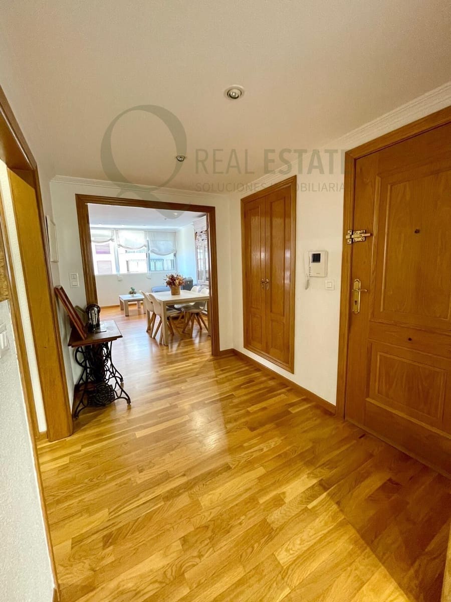 Piso de 4 habitaciones en Alicante / Alacant ciudad en venta con garaje - 397.000 € (Ref: 9615492)