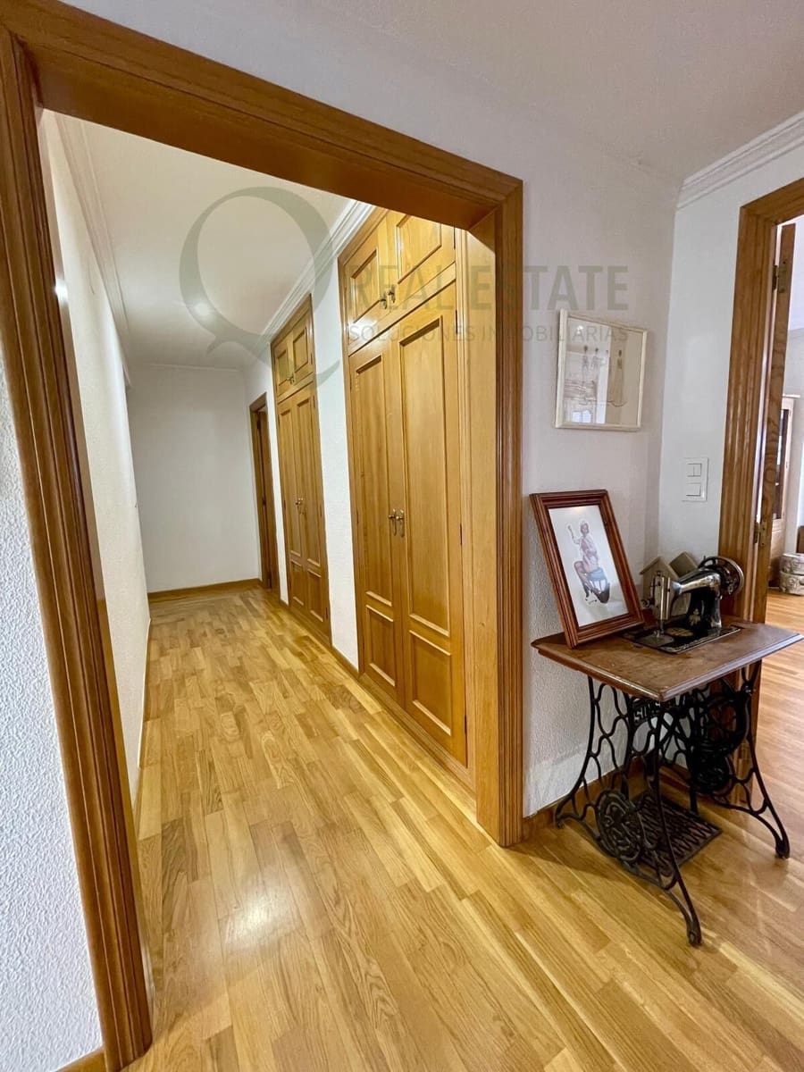 Piso de 4 habitaciones en Alicante / Alacant ciudad en venta con garaje - 397.000 € (Ref: 9615492)