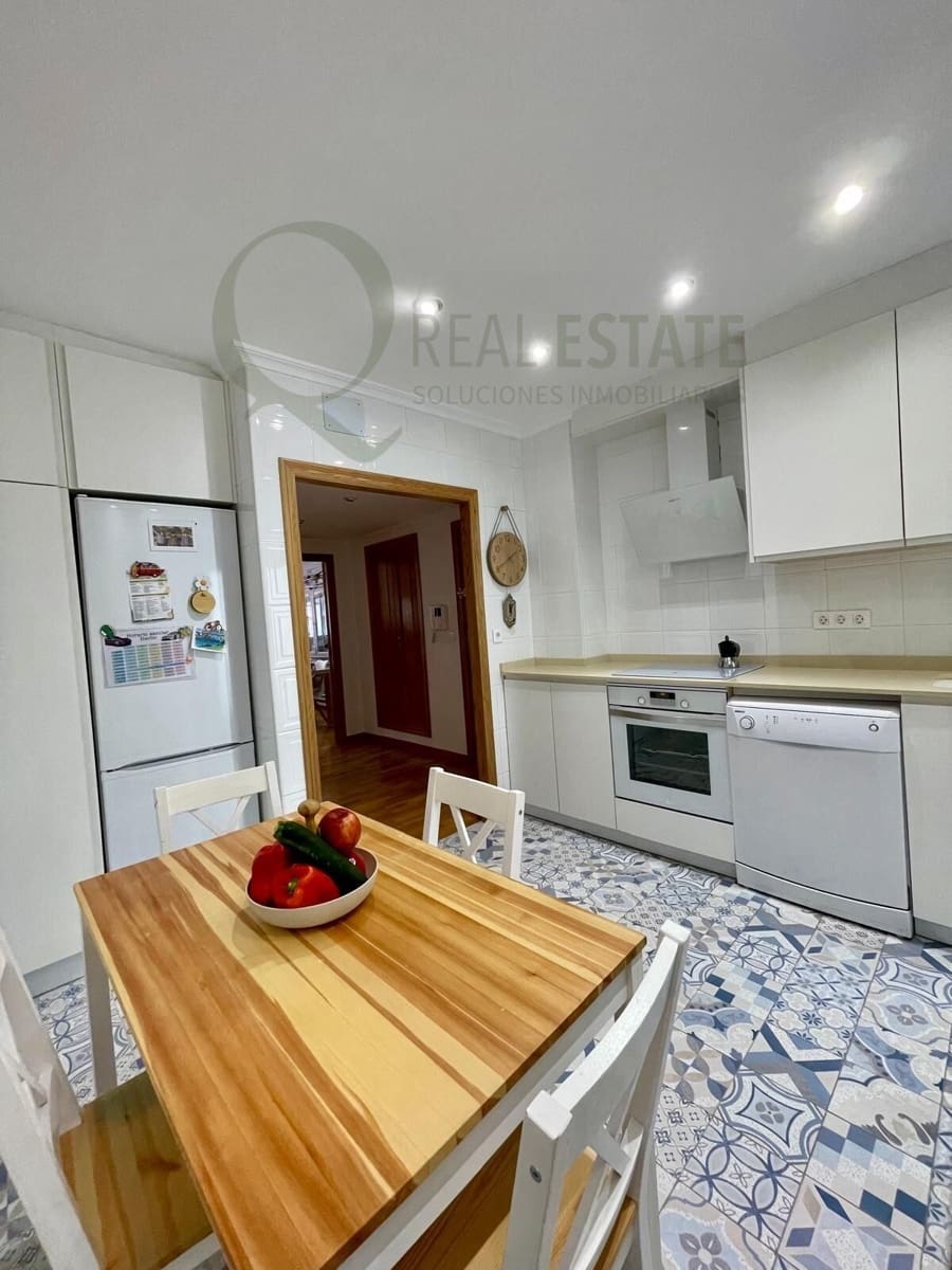 Piso de 4 habitaciones en Alicante / Alacant ciudad en venta con garaje - 397.000 € (Ref: 9615492)