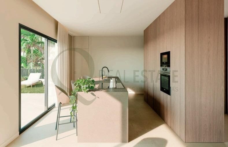 4 soveværelse Villa til salg i Alicante by med swimmingpool garage - € 1.350.000 (Ref: 9615495)