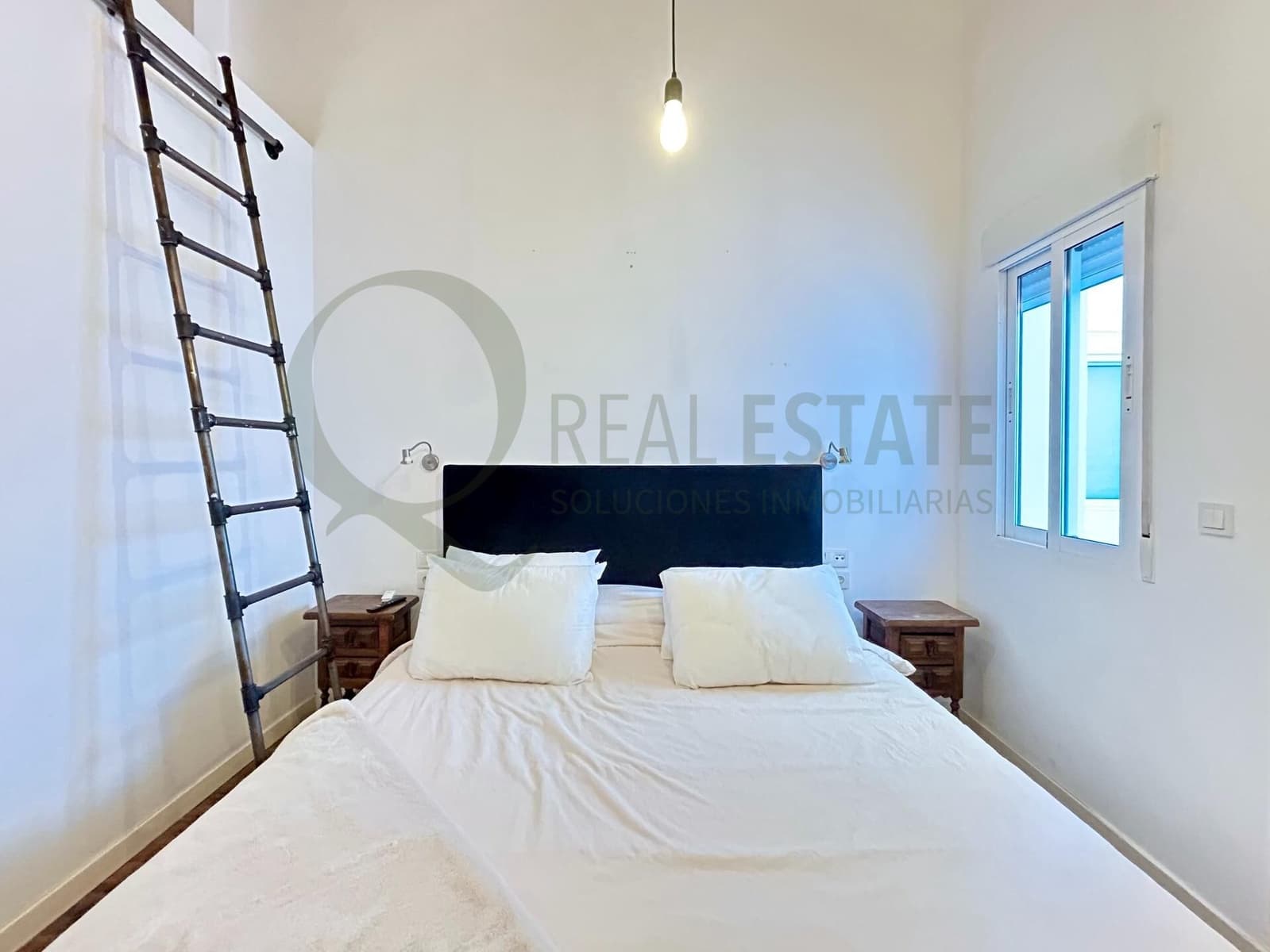 3 soveværelse Lejlighed til leje i Alicante by - € 1.450 (Ref: 9619259)