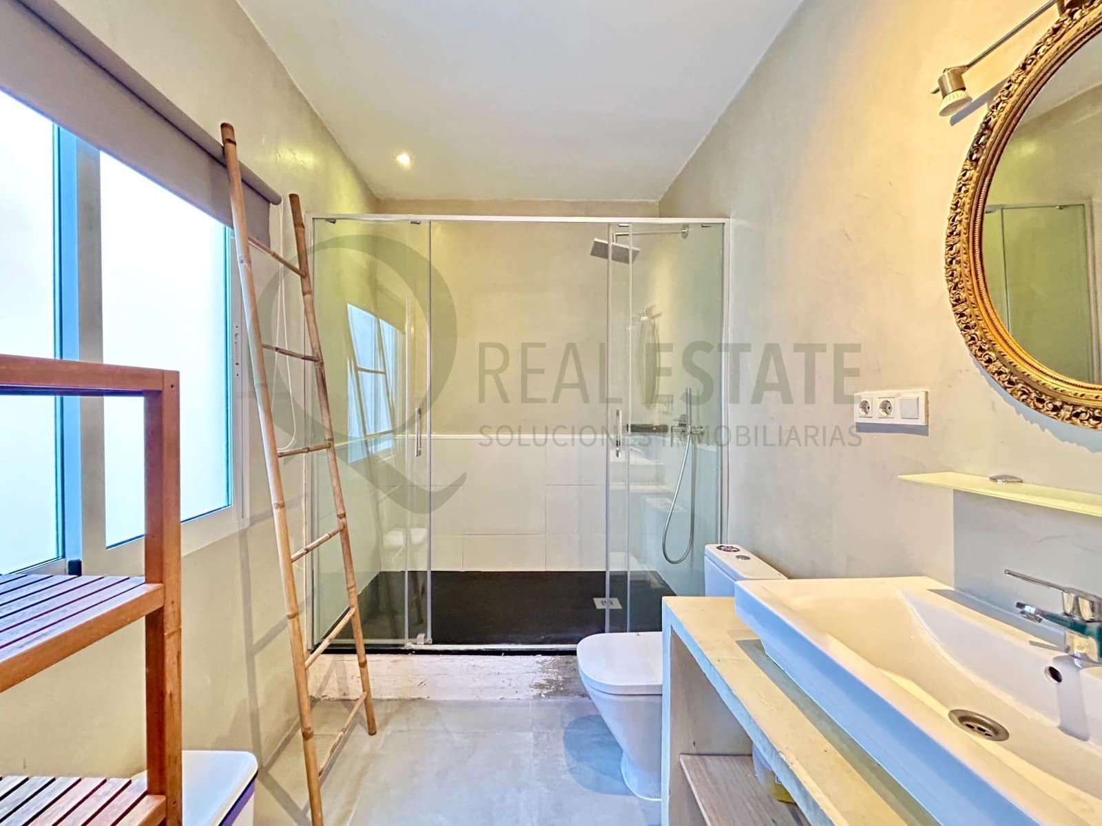 3 soveværelse Lejlighed til leje i Alicante by - € 1.450 (Ref: 9619259)