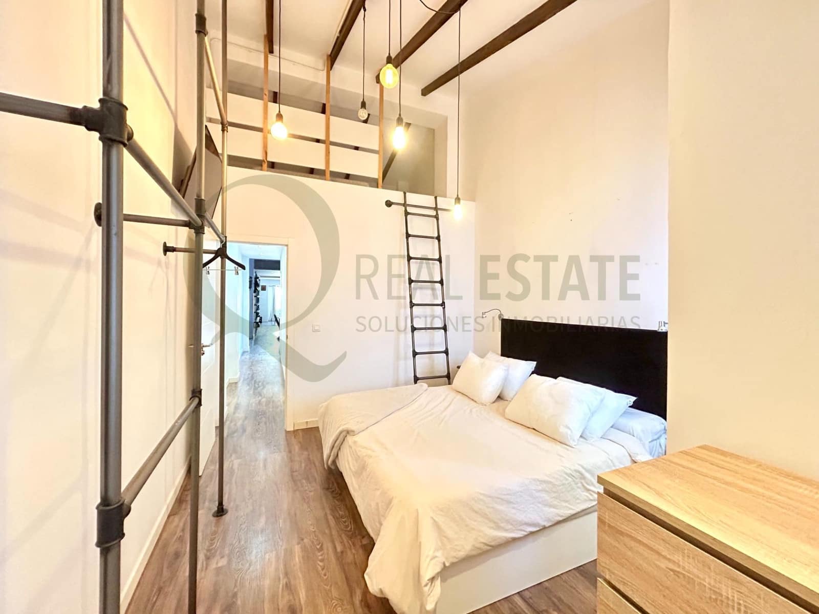 3 soveværelse Lejlighed til leje i Alicante by - € 1.450 (Ref: 9619259)