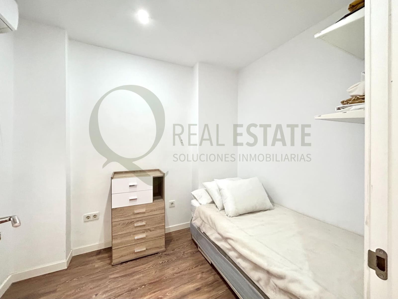 3 soveværelse Lejlighed til leje i Alicante by - € 1.450 (Ref: 9619259)