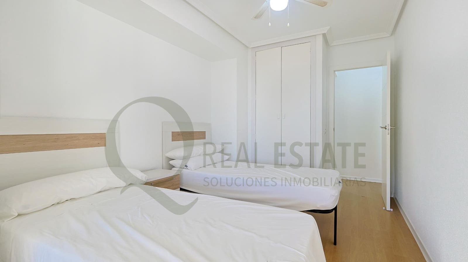 3 soverom Leilighet til salgs i Playa de San Juan med svømmebasseng garasje - € 598 000 (Ref: 9619261)