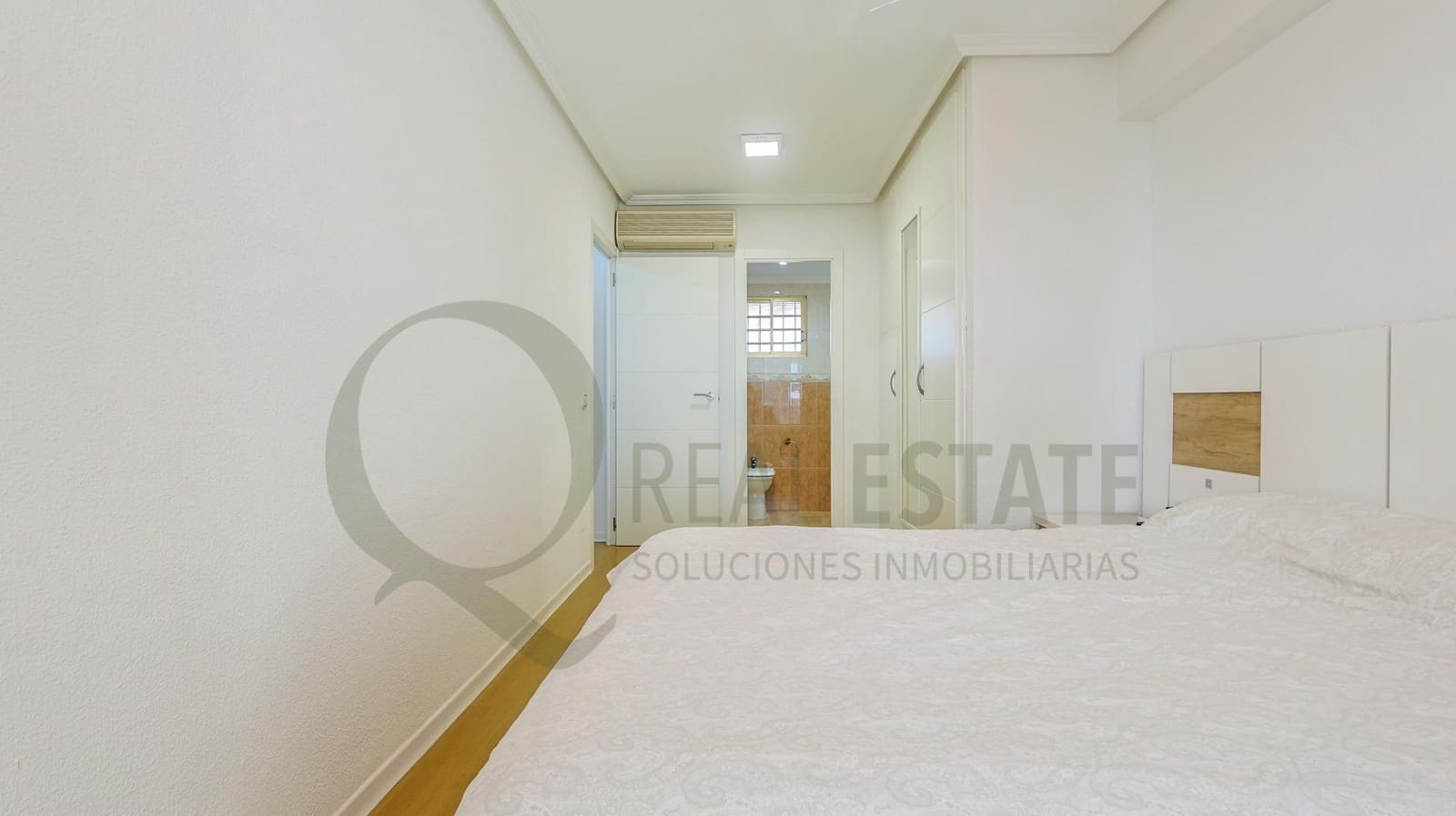 3 soverom Leilighet til salgs i Playa de San Juan med svømmebasseng garasje - € 598 000 (Ref: 9619261)