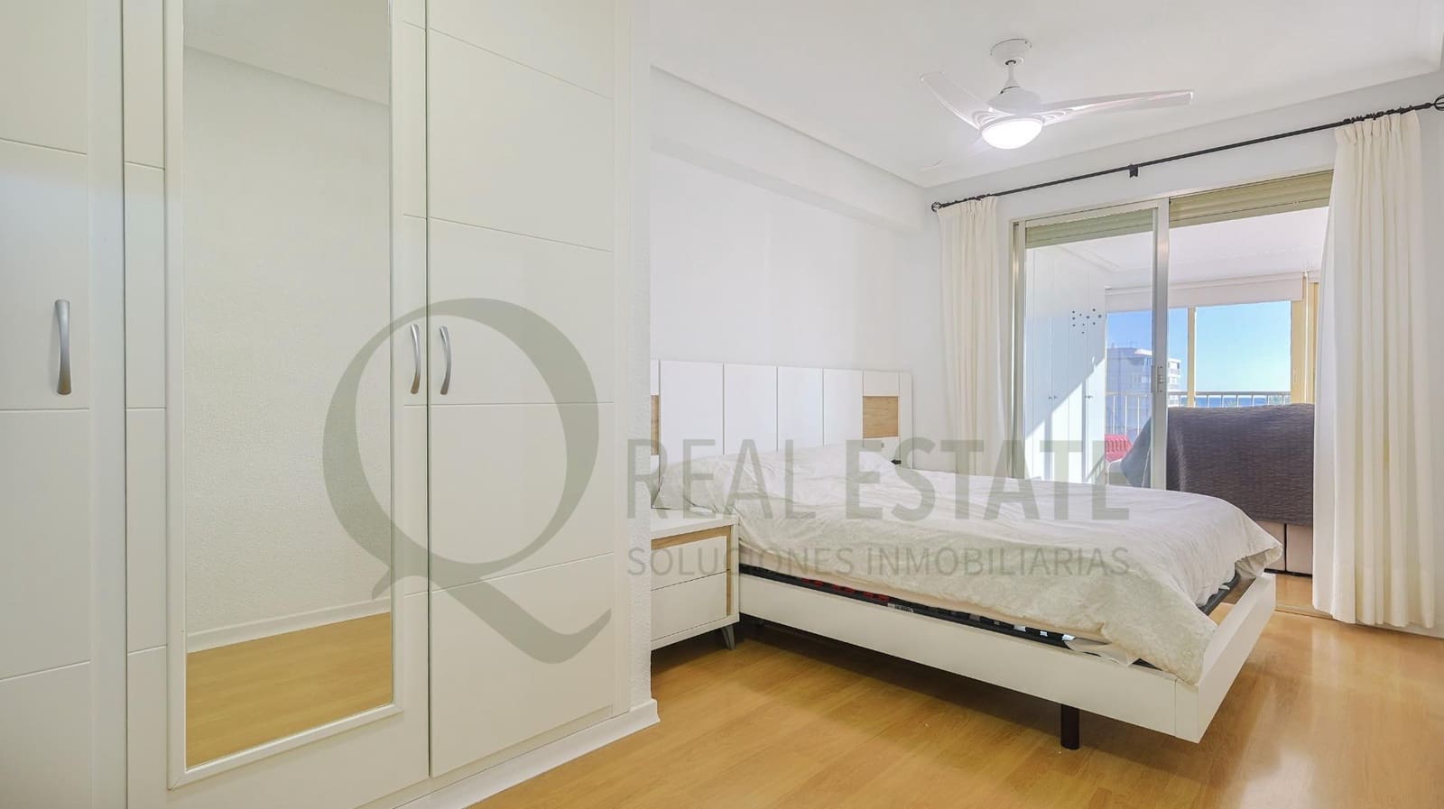 3 soveværelse Lejlighed til salg i Playa de San Juan med swimmingpool garage - € 598.000 (Ref: 9619261)